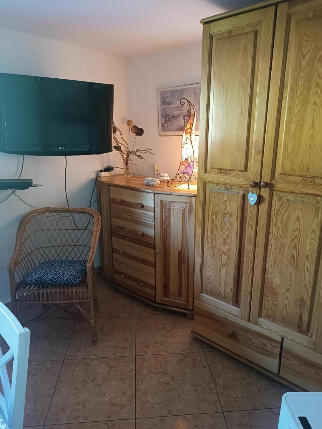 Apartament U Moni Appartement Sucha Beskidzka Buitenkant foto